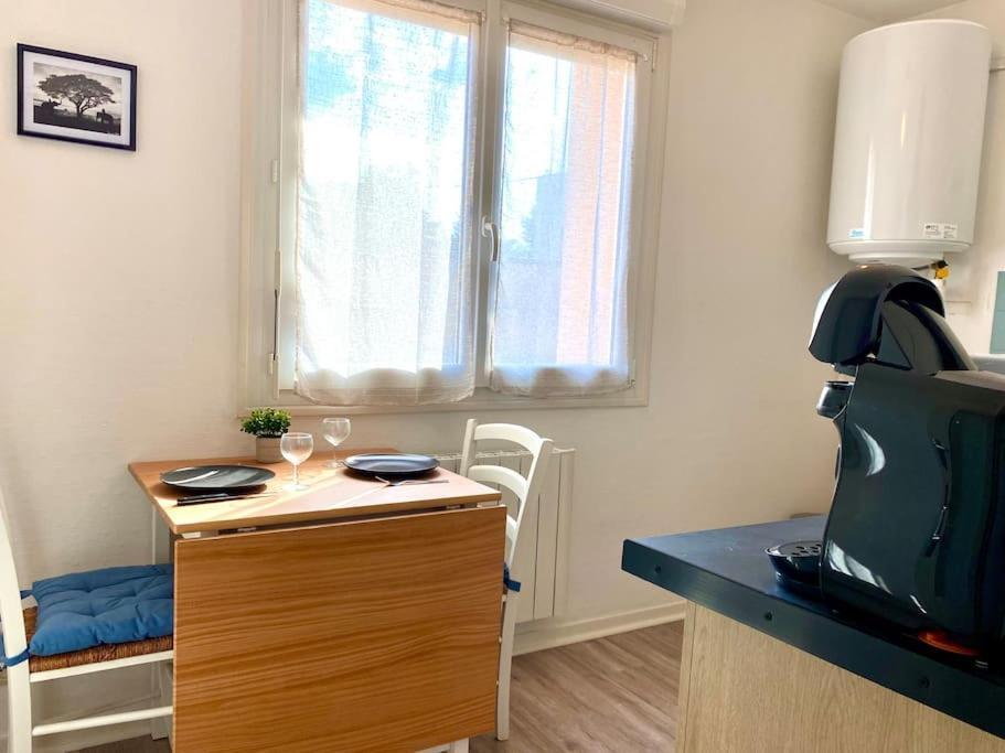 T2 Cosy Proche Hopital + Parking Gratuit Sur Place Auxerre Exterior photo